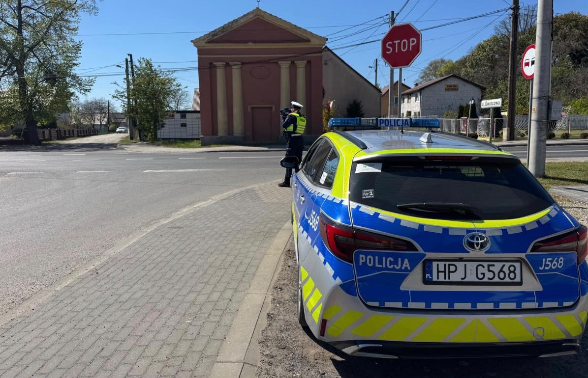 zdjęcie: policjant drogówki